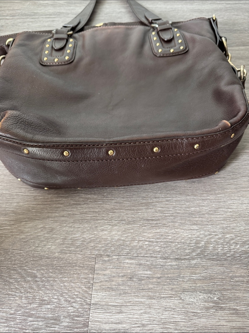Nice Leather Michael Kors Dark Brown Shoulder Tote with Gold Accents - Picture 5 of 12